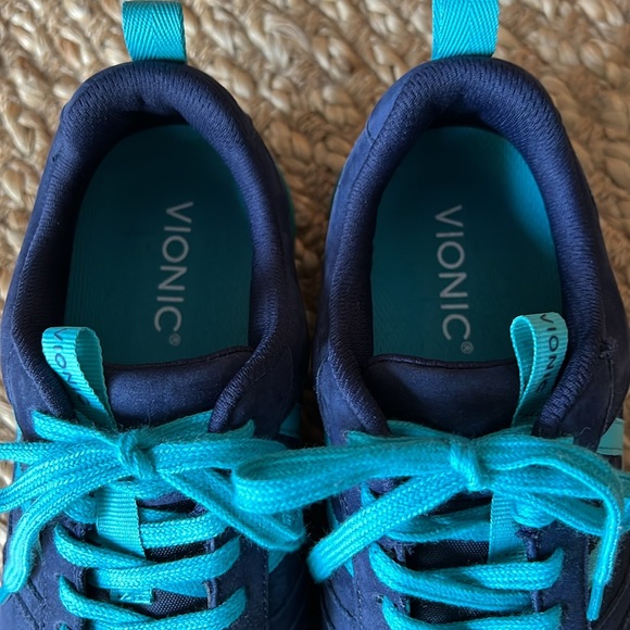 Vionic Rechelle lace up sneakers - Picture 6 of 10